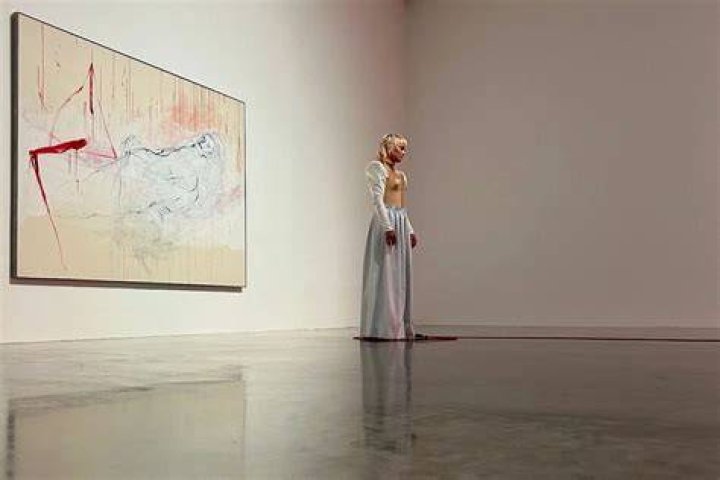 汗だく女性アーティストたちの素顔——舞台裏に宿る本物の熱量